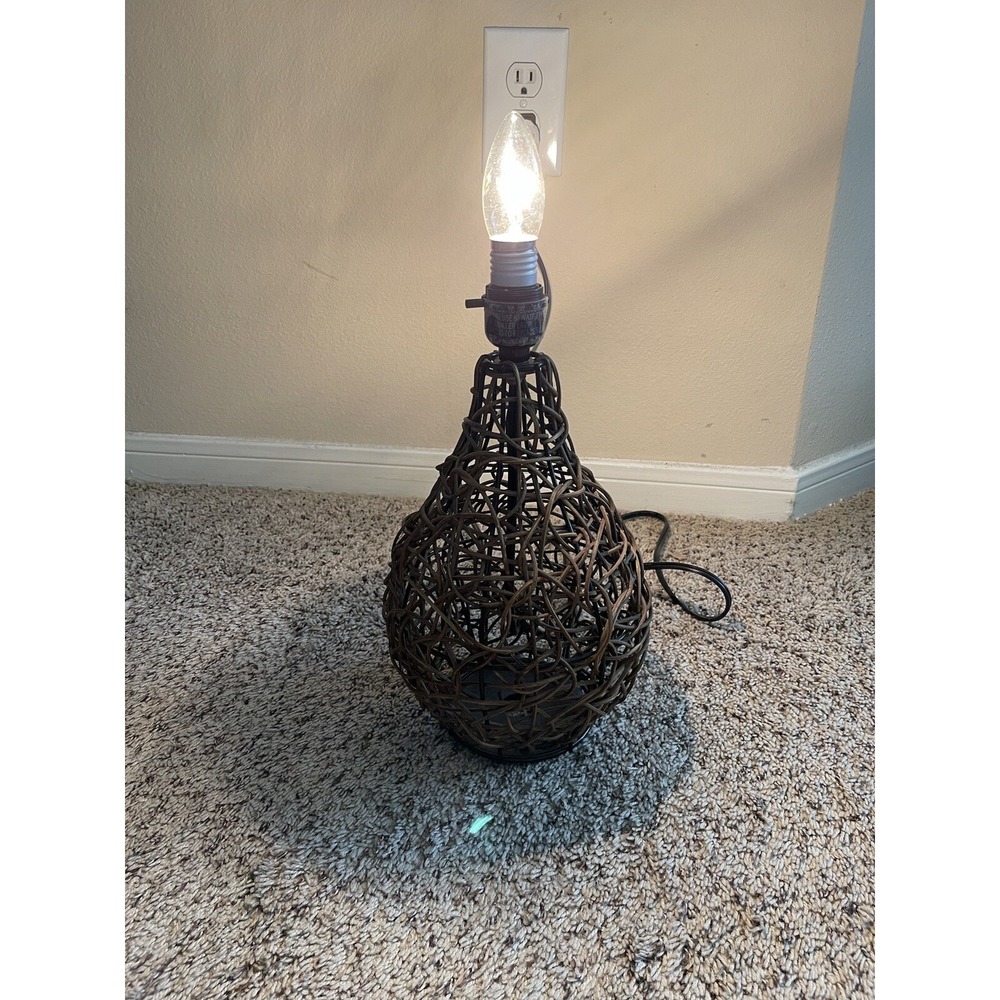 Vintage Rattan Bamboo Table Lamp Absolutely Beautiful It Works No Shade